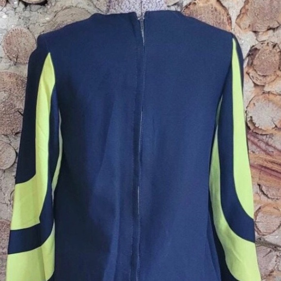 Vintage, 1960s Mod Dress, Lime green flare sleeves, Navy Blue, polyester, US8 - Picture 2 of 2